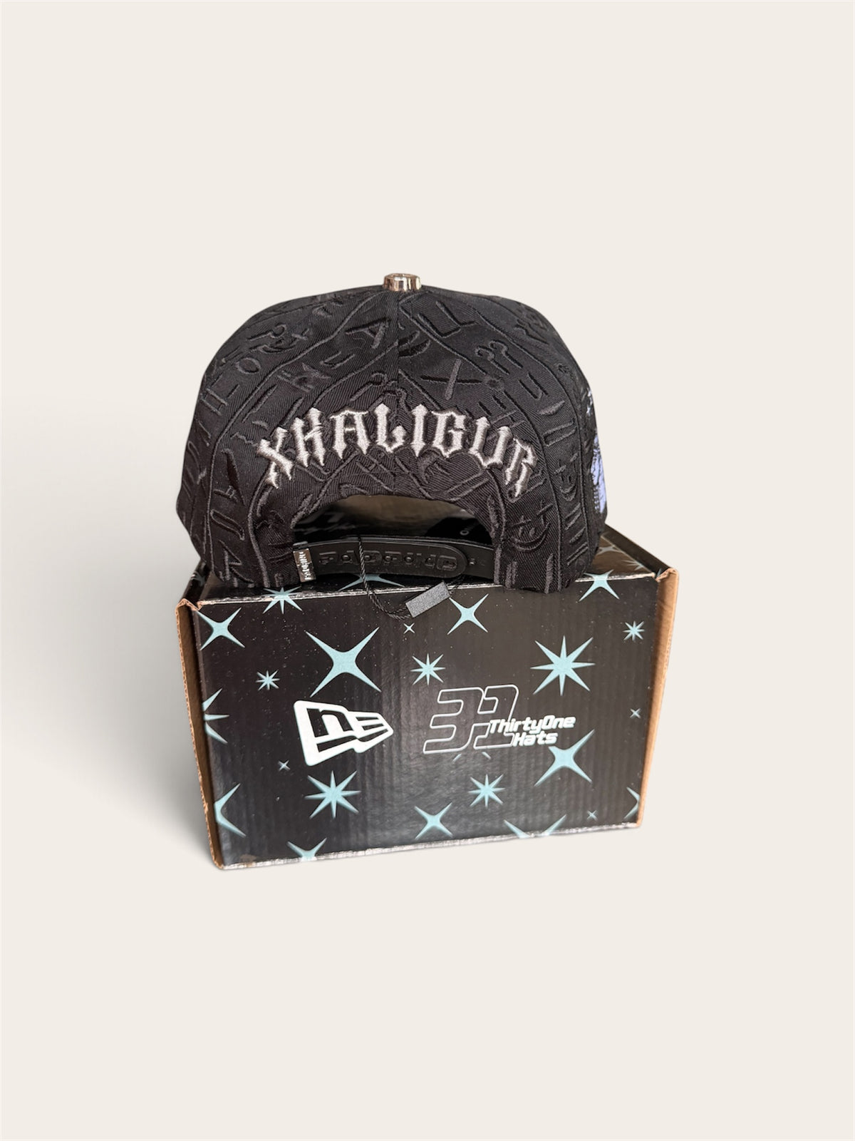 Gorra XKALIBVR Padrino Hats X Victor Mendivil