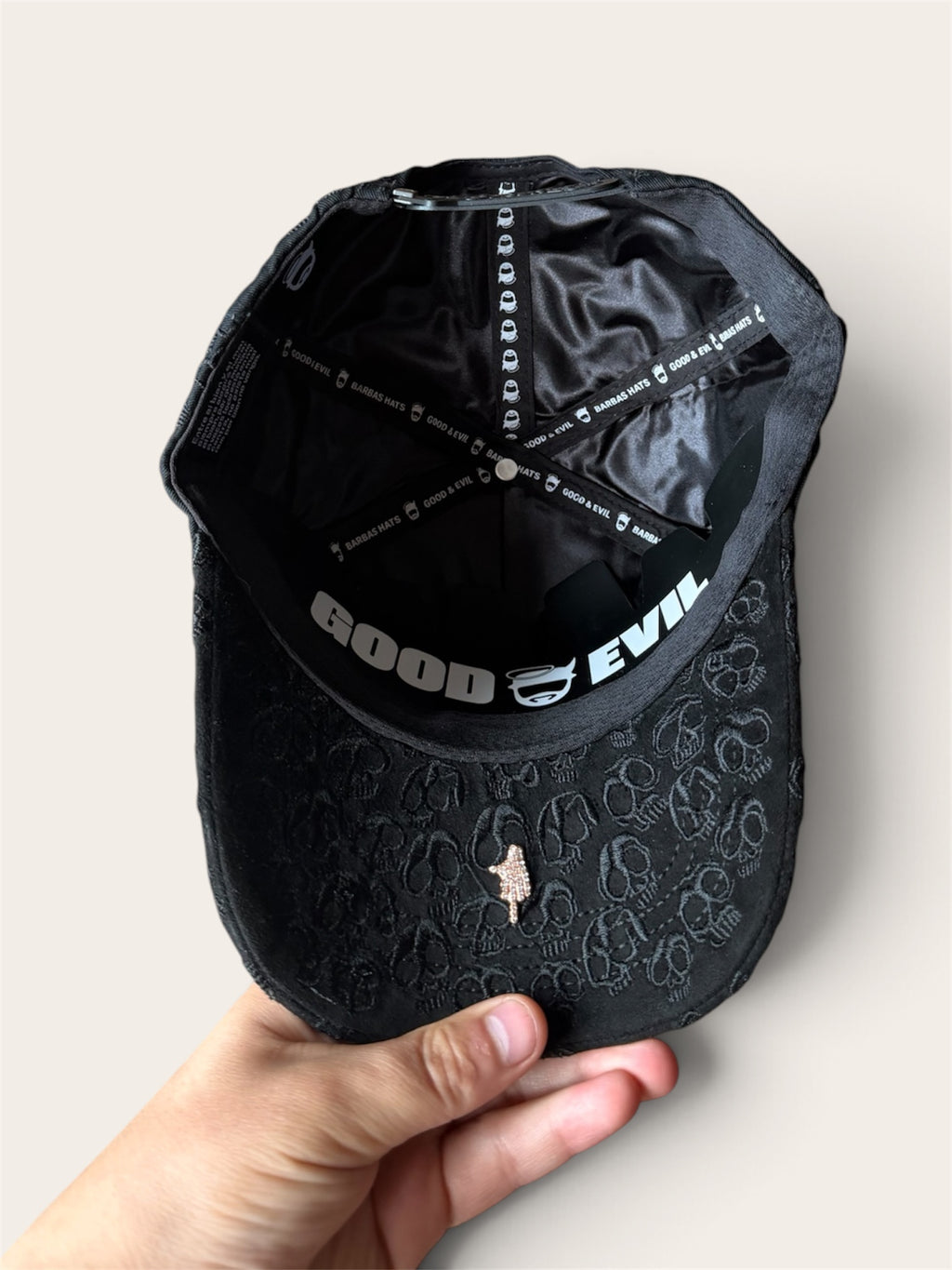 Barbas Hats BBB Hand Skull