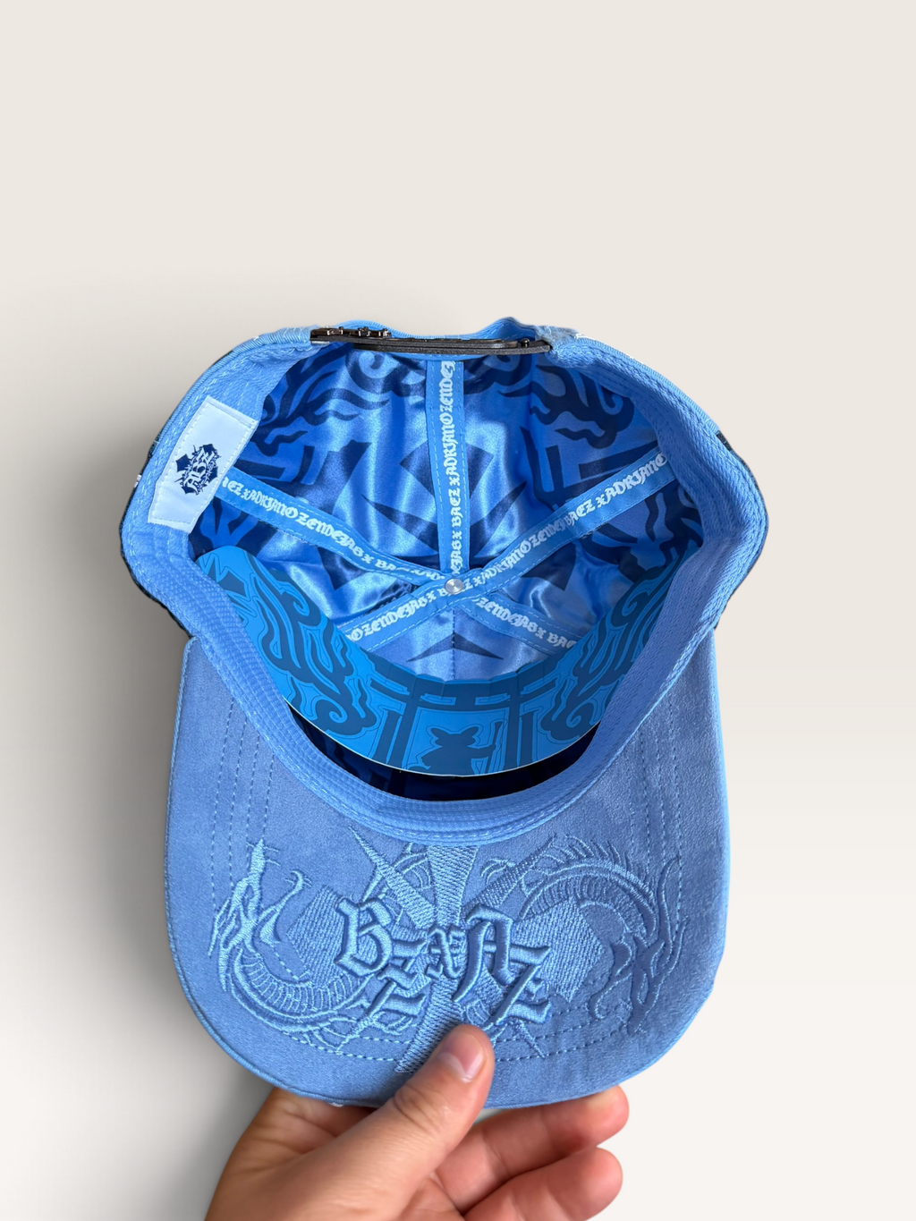 GORRA BAEZ X SHIFU 3.0
